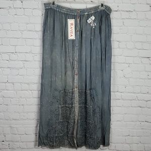 Ravia size L Skirt